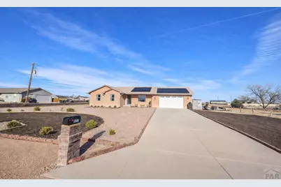 977 E Sumac Dr, Pueblo West, CO 81007 - Photo 1