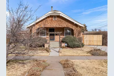 711 Minnequa Ave, Pueblo, CO 81004 - Photo 1