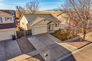 3806 Pronghorn Ln, Pueblo, CO 81005 - Photo 1