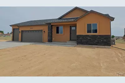 1020 N Kirkwood Dr, Pueblo West, CO 81007 - Photo 1
