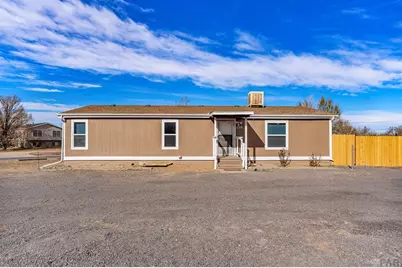 1729 Anthalie St, Pueblo, CO 81006 - Photo 1