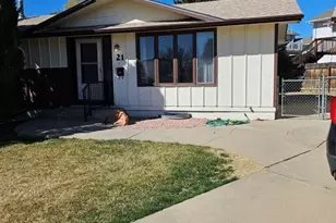 21 Carpenter Pl, Pueblo, CO 81001 - Photo 1