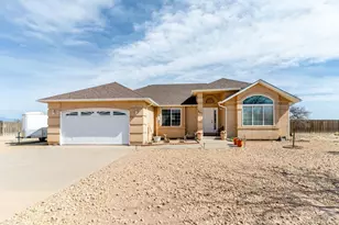 603 E Tanager Dr, Pueblo, CO 81007 - Photo 1