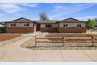 218 Starlite Dr, Pueblo, CO 81005 - Photo 1