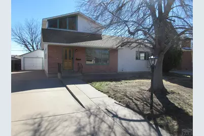 1642 Englewood Dr, Pueblo, CO 81005 - Photo 1