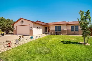 1095 W Broken Bow Dr, Pueblo West, CO 81007 - Photo 1