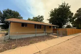 130 Vernon Pl, Pueblo, CO 81004 - Photo 1
