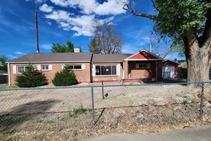 511 W Pitkin Ave, Pueblo, CO 81004 - Photo 1