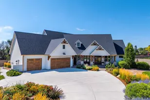 1015 Gale Ct, Pueblo, CO 81006 - Photo 1