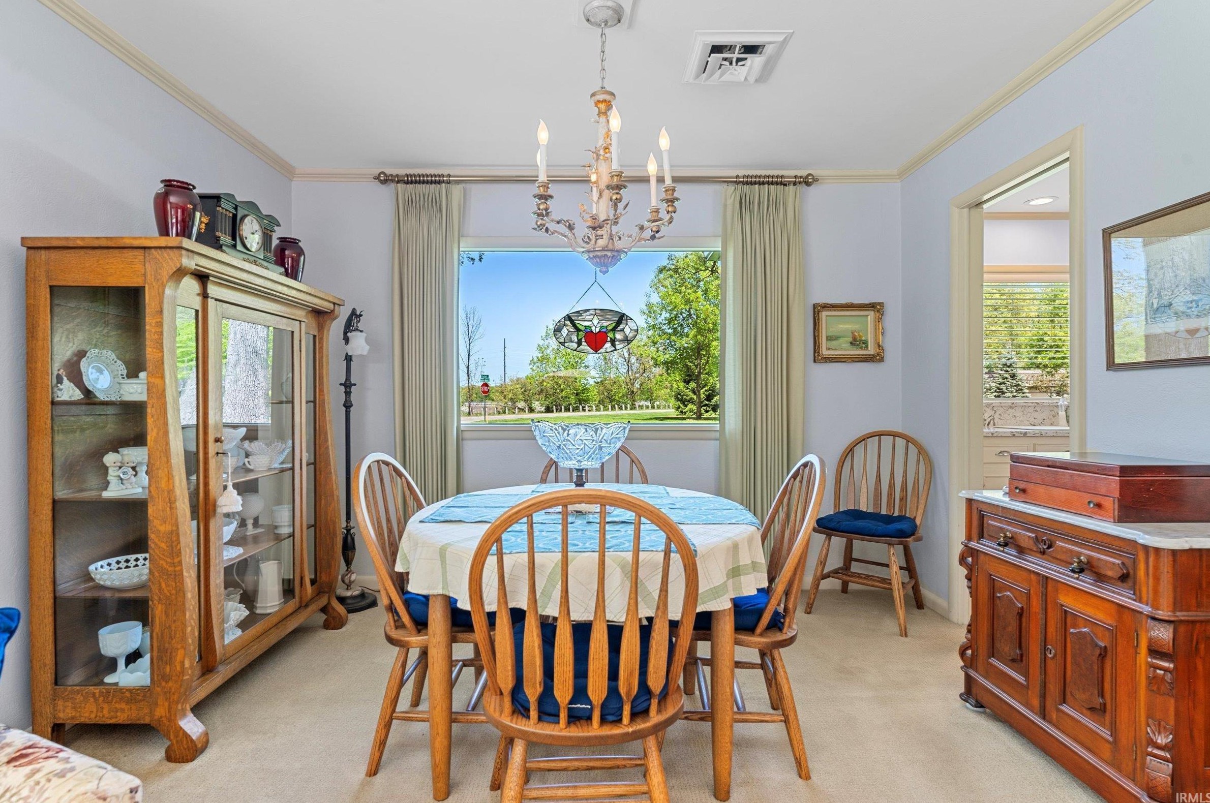 2808 Martin Manor Dr, Goshen, IN 46526