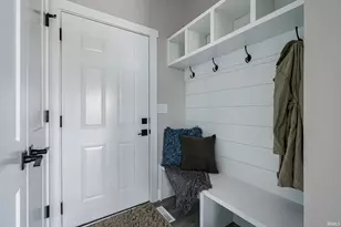 52520 East Trail, South Bend, IN 46628 - Photo 9