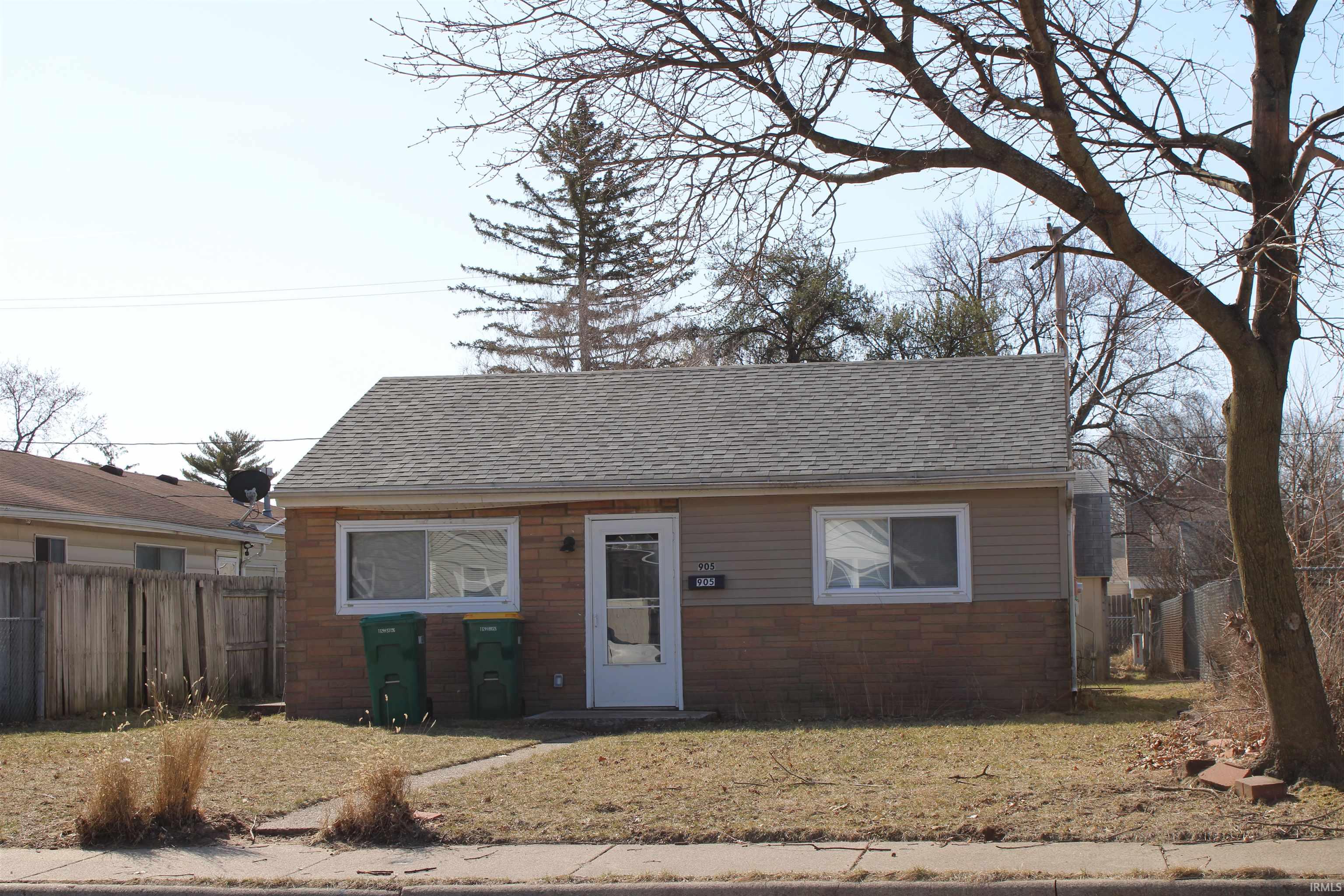 905 W Donaldson Ave, Mishawaka, IN 46545 MLS 202508921 Coldwell Banker