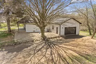 57845 Crumstown Hwy, South Bend, IN 46619 - Photo 23