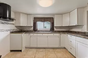 114 S Grand St, Lakeville, IN 46536 - Photo 11