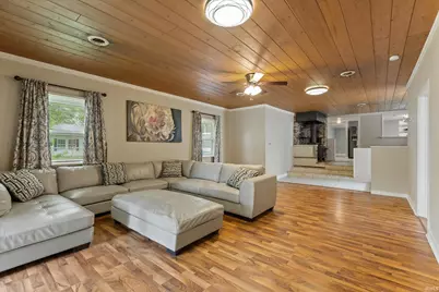114 S Grand Street, Lakeville, IN 46536 - Photo 9