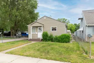 2524 Milburn Blvd, Mishawaka, IN 46544 - Photo 1