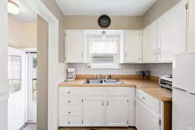 54174 Maple Lane Avenue, South Bend, IN 46635 - Photo 5