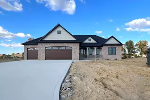 10193 Steinbeck Dr, Granger, IN 46530 - Photo 1