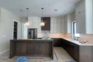 10193 Steinbeck Dr, Granger, IN 46530 - Photo 5