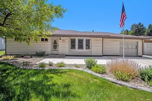 703 W Superior St, Osceola, IN 46561 - Photo 1