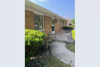 1045 Eclipse Place, South Bend, IN 46628 - Photo 3