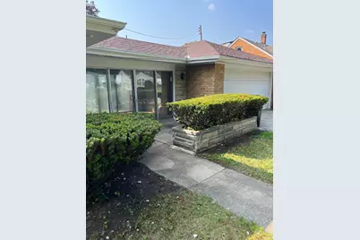 1045 Eclipse Place, South Bend, IN 46628 - Photo 5