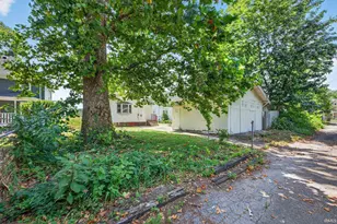 1040 Woodward Ave, South Bend, IN 46616 - Photo 29