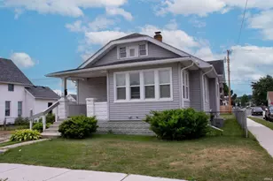 553 W 6th St, Mishawaka, IN 46544 - Photo 1