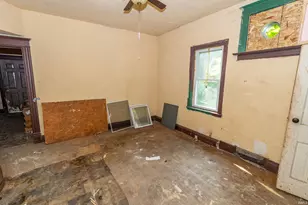 529 Euclid Ave, South Bend, IN 46628 - Photo 7