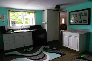 10988 Fairview Ave, Osceola, IN 46561 - Photo 5