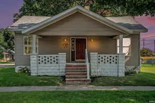 128 W 7th St, Rochester, IN 46975 - Photo 1