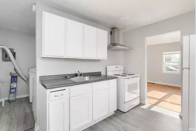 1015 Birchwood Avenue, South Bend, IN 46619 - Photo 7