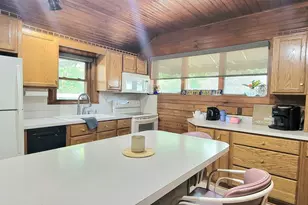 3030 S Michigan St, South Bend, IN 46614 - Photo 17