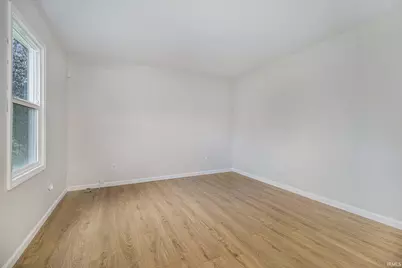 519 E Johnson Road, South Bend, IN 46614 - Photo 3
