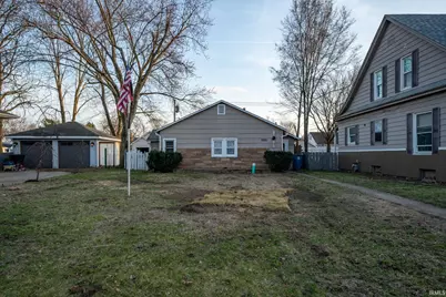 1521 E Lincolnway, Mishawaka, IN 46544 - Photo 1