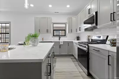 1725 Thornhill Drive, South Bend, IN 46614 - Photo 11