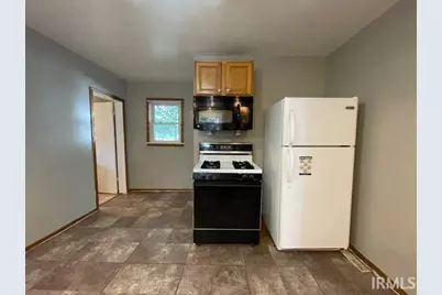 330 W 6th Street, Mishawaka, IN 46544 - Photo 9