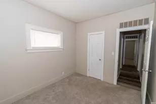 1722 Nash St, South Bend, IN 46613 - Photo 11