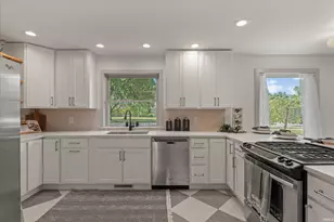 2121 E Madison St, South Bend, IN 46617 - Photo 5