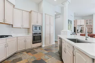 3607 Oak Ridge Drive, Elkhart, IN 46517 - Photo 9