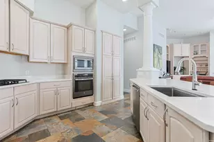 3607 Oak Ridge Dr, Elkhart, IN 46517 - Photo 9