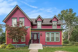 904 Homewood Ave, Mishawaka, IN 46544 - Photo 1
