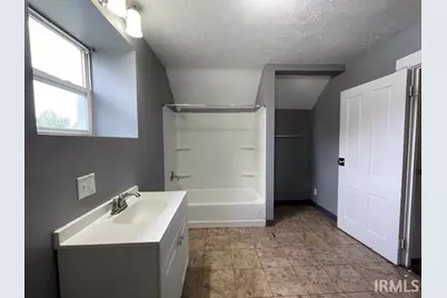 317 Studebaker Street, South Bend, IN 46628 - Photo 21