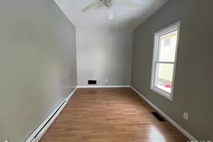 418 Studebaker St, South Bend, IN 46628 - Photo 11