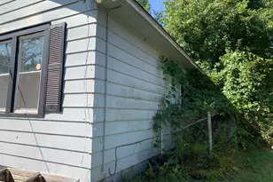 2143 N Johnson St, South Bend, IN 46628 - Photo 3