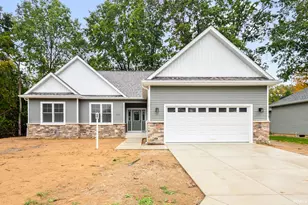 51617 Prescott Ave, South Bend, IN 46637 - Photo 1