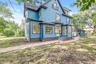 1052 Portage Ave, South Bend, IN 46616 - Photo 3