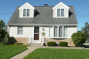 2204 Milburn Blvd, Mishawaka, IN 46544 - Photo 1