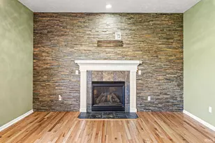 22153 Northwood Hills Blvd, South Bend, IN 46628 - Photo 17