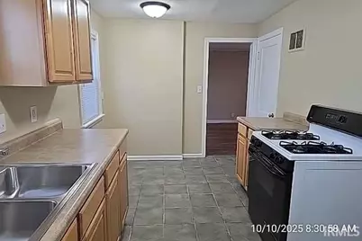 1405 Randolph Street, South Bend, IN 46613 - Photo 7